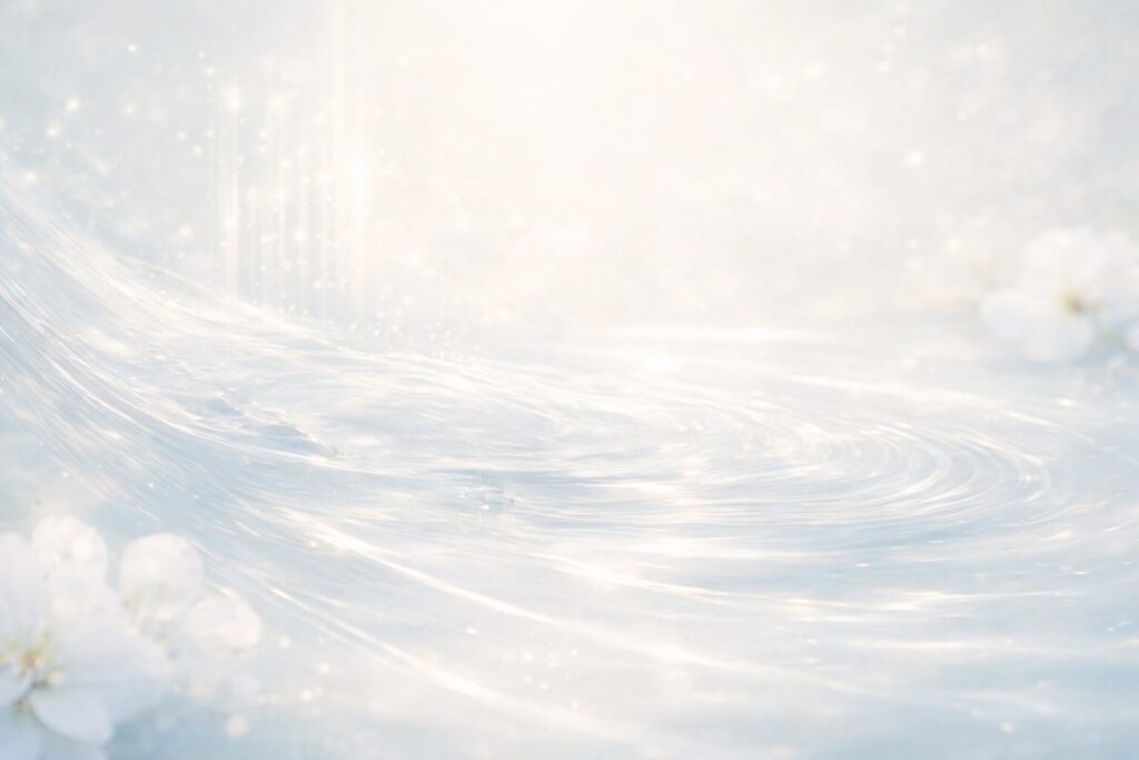 水面に光が反射する、ドラッグストア美容液の導入イメージ