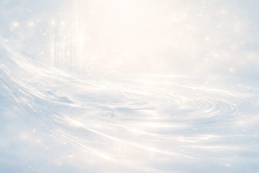 40代向け韓国コスメ美容液をイメージした水面と光のビジュアル
